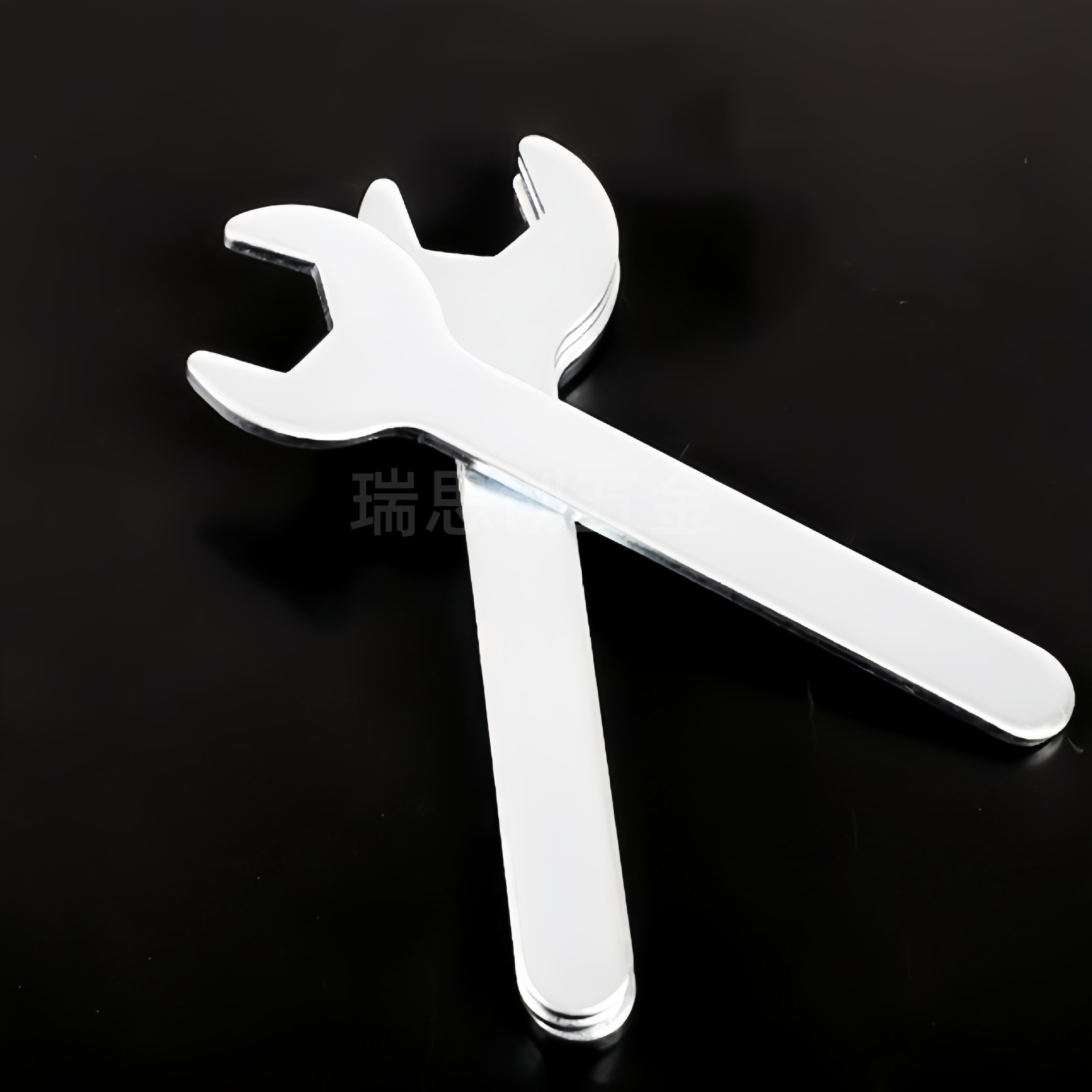 Disposable simple torque wrench, durable stamped parts, single-head open-end wrench for bicycles Application Scenario