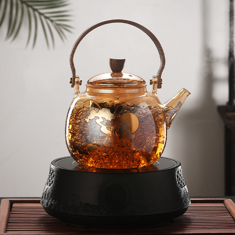 Glass boiling teapot, Japanese wooden handle handle teapot, household electric ceramic stove, boiling water kettle, dual-purpose steaming and boiling heat-resistant teapot Application Scenario