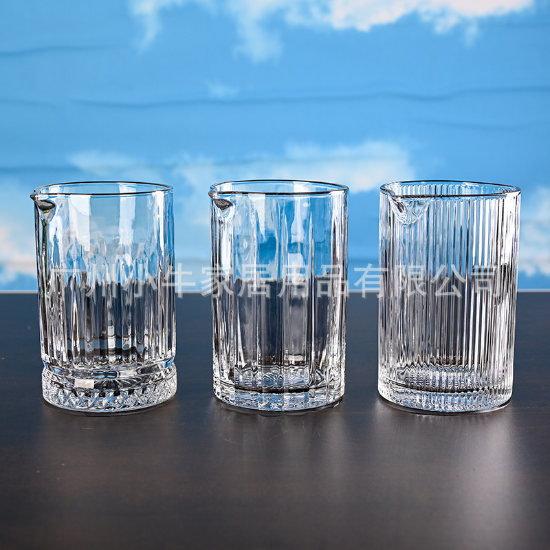 700ml glass cocktail shaker, European cocktail mixing cup, whisky mixing cup, large bar cocktail shaker, new Application Scenario