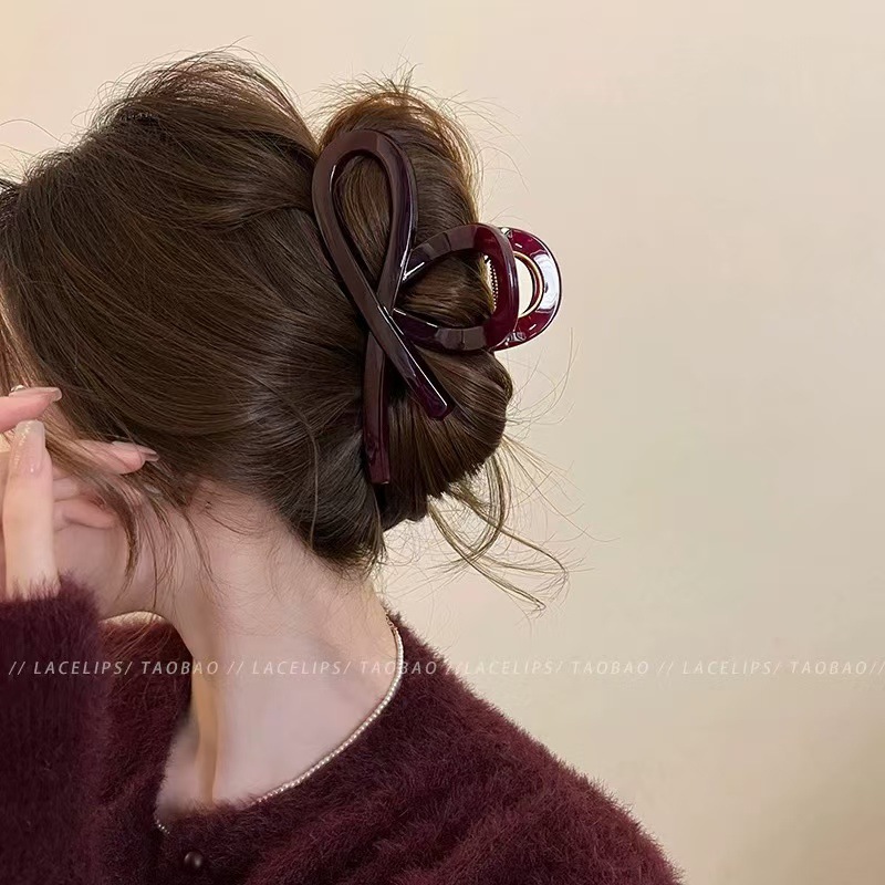High-quality acrylic hair clips from South Korea, large shark hair clips, chocolate butterfly hair clips, women's hair accessories details Picture