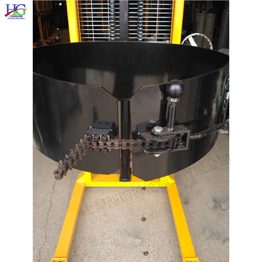 Hydraulic oil drum transport vehicle, small plastic oil drum dumping vehicle, fully automatic oil filling and lifting equipment Application Scenario