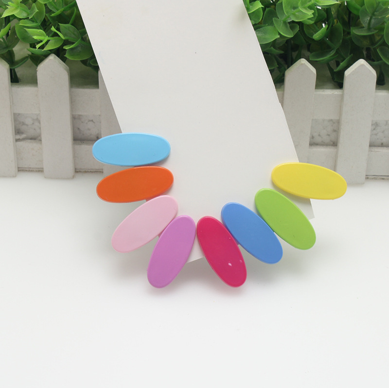 Candy-colored oval duckbill clips for babies, macaron-colored edge clips for broken bangs, cute children's hair clips Item Picture