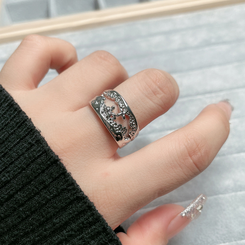 Minimalist irregular texture, fashionable open ring, women's niche personality, butterfly cross plain ring, versatile ring trend details Picture
