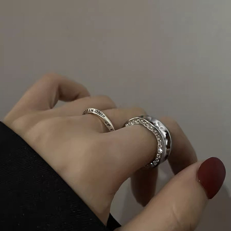 Simple and fashionable Mobius strip, double-sided diamond open ring, women's irregular Instagram cool and cool style ring details Picture