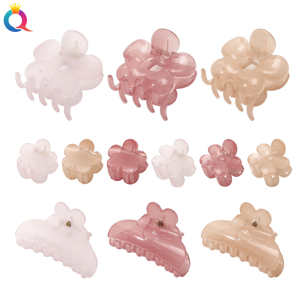The Qiyue Korean version jelly-colored flower hairpin is simple, sweet and elegant. It is a versatile shark hairpin for updo at the back of the head full figure