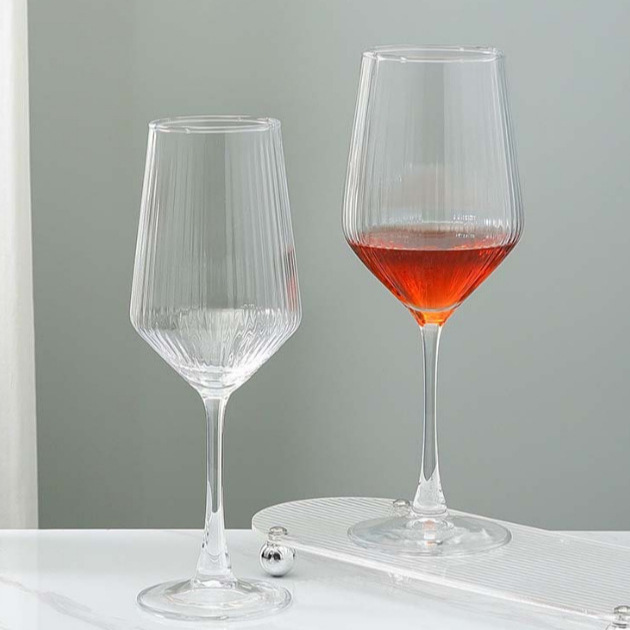 European-style striped wine glasses, champagne glasses, highball glasses, light luxury cocktail glass drink glasses, cocktail glasses details Picture