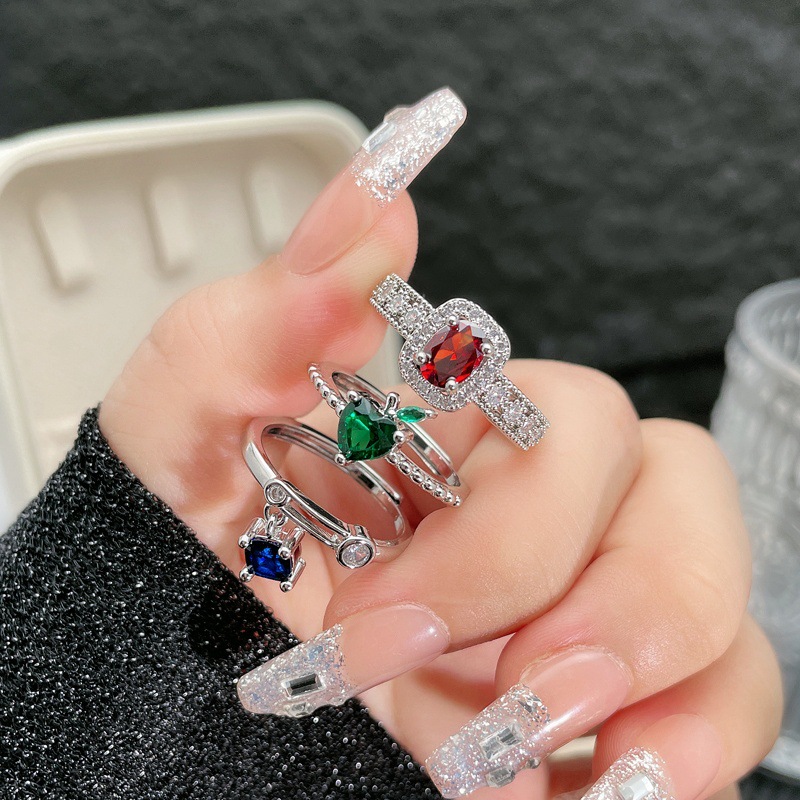 A new French fashion product, a sweet, cool and exquisite ring with colorful diamonds, adjustable for women, versatile and elegant, with a unique and niche design details Picture