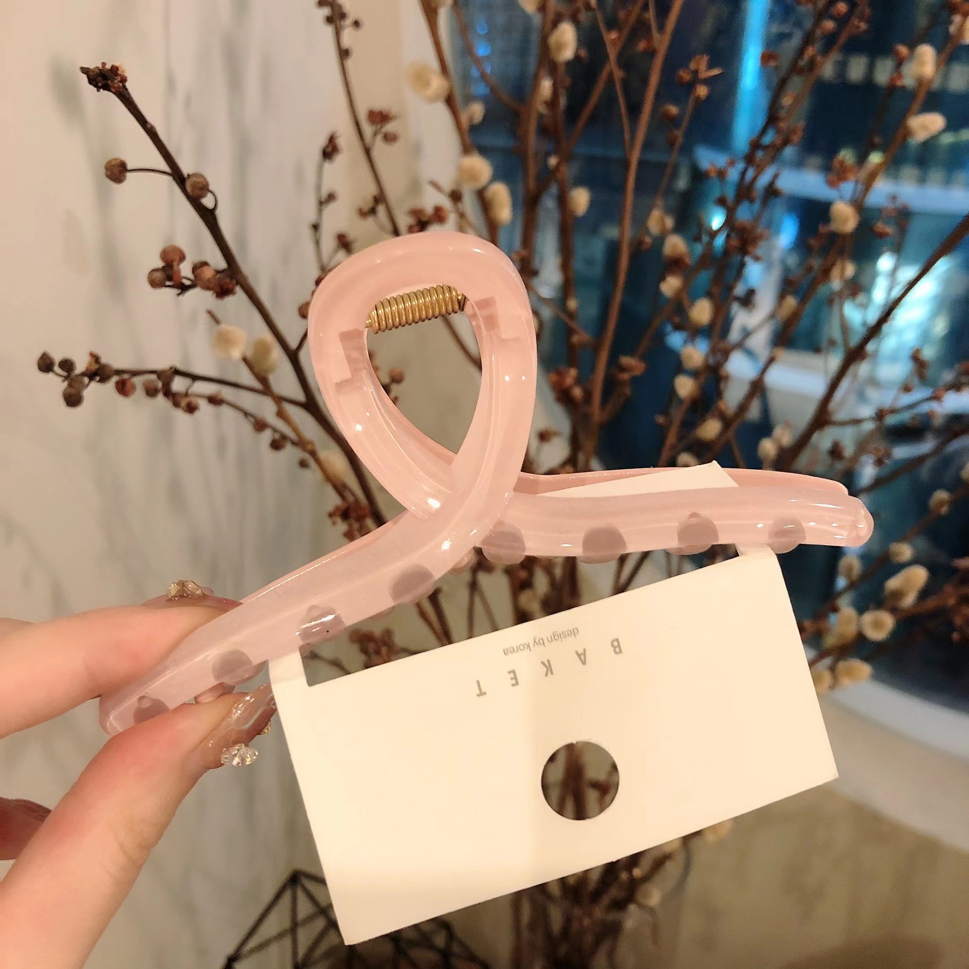 Korean 2025 original acrylic glossy line hair clips, women's coil hair clips, high-end and elegant hair clips, shark clips details Picture