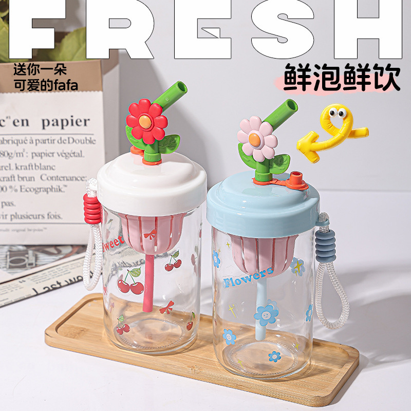 Wholesale flower tea cups, straw cups, juice cups, cold brew glass tea cups, lemonade, portable tea cups for girls to travel with full figure