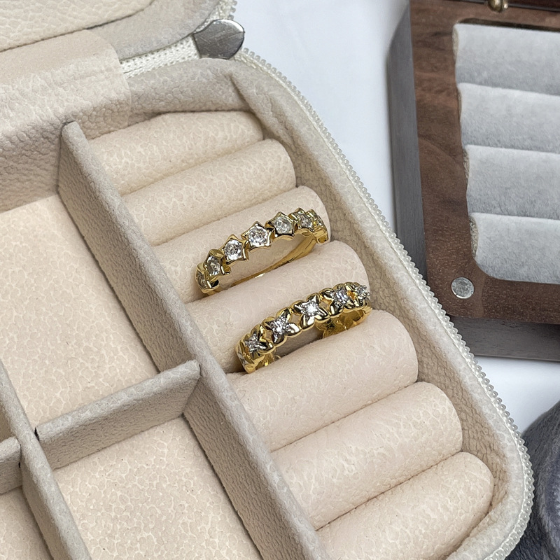 Cross-border best-selling ins light luxury star four-leaf clover two-color geometric ring, a high-end and elegant feminine ring with a cold style details Picture
