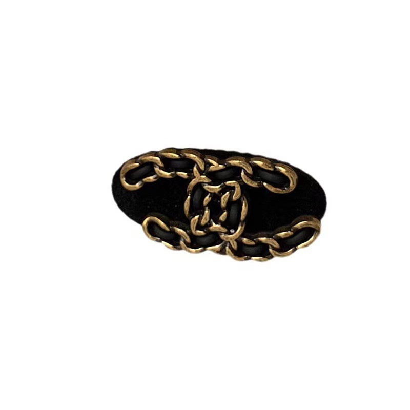 Black chain velvet letter hair clip for spring and summer, double C side clip, retro little chanel-style duckbeak clip, high-end hair accessory Item Picture