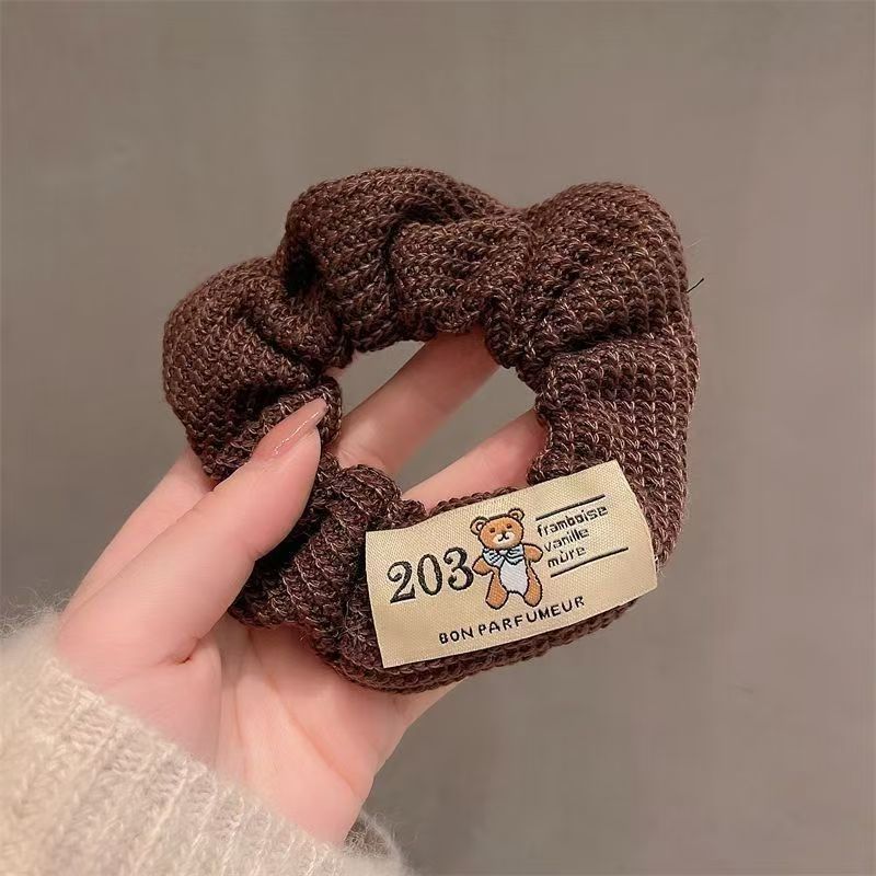 Woolen knitted large intestine hair tie for women's autumn and winter bestsellers, ponytail hair tie with label, little bear pleated hair tie, simple headwear Specification drawing