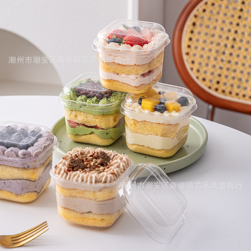 Square mousse cup tiramisu small cake packaging box, disposable transparent lid dessert packaging and baking box full figure