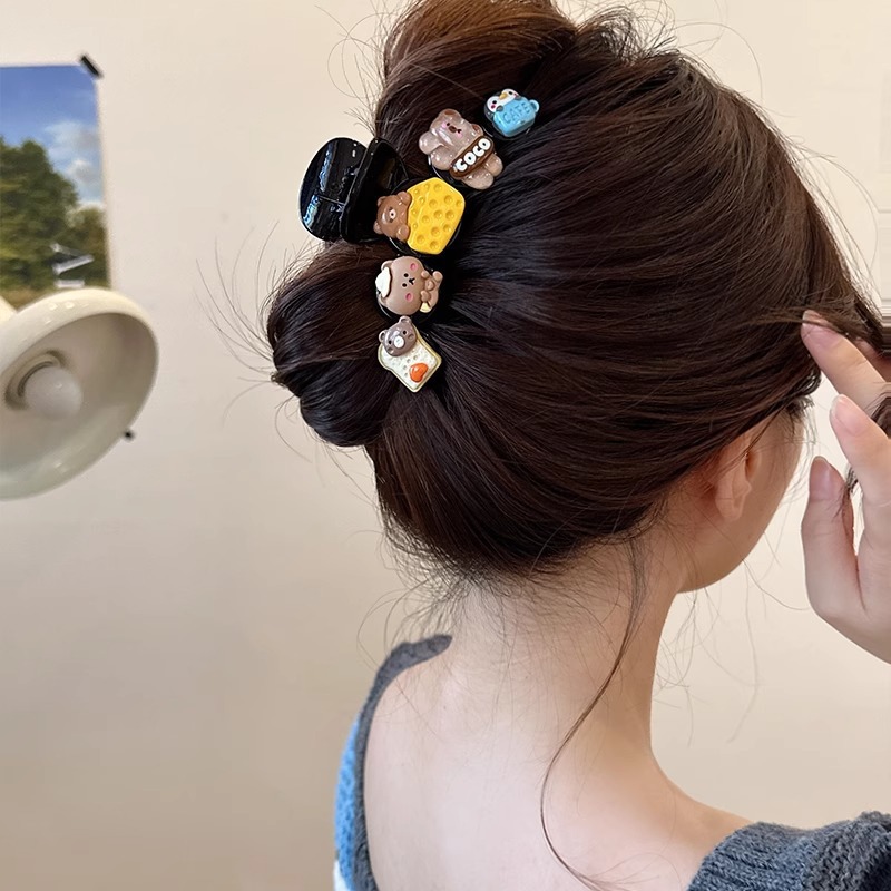 Cartoon food toys, cookies, hairpins, accessories, cute bear grabbers wholesale, back head hairpins, high-end look, internet-famous shark Application Scenario