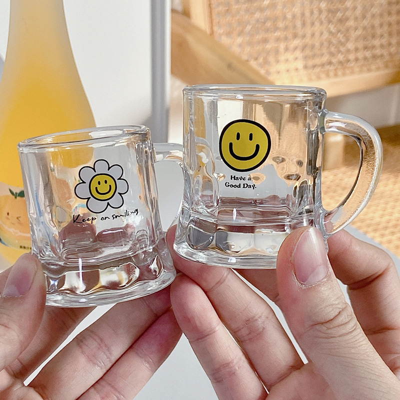 Bolimei Korean InS-style glass wine glasses, mini wine glasses, fruit wine glasses, household glass cups, smiling glass cups full figure