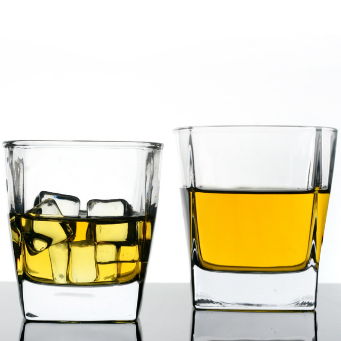 Thickened square glass cups, simple and transparent household water cups, tea cups, whisky cups, wholesale bar beer mugs Specification drawing