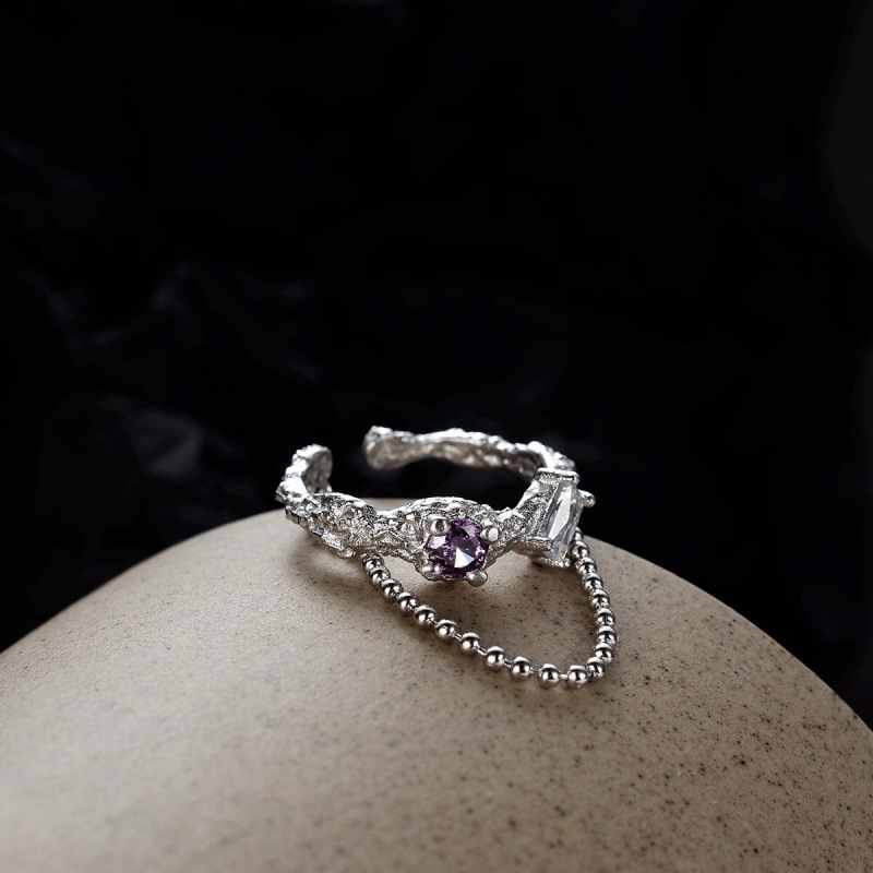Textured purple diamond zircon texture ring, a niche design for women, with a sweet, cool and cold style combination. The opening can be adjusted, a new trend Specification drawing