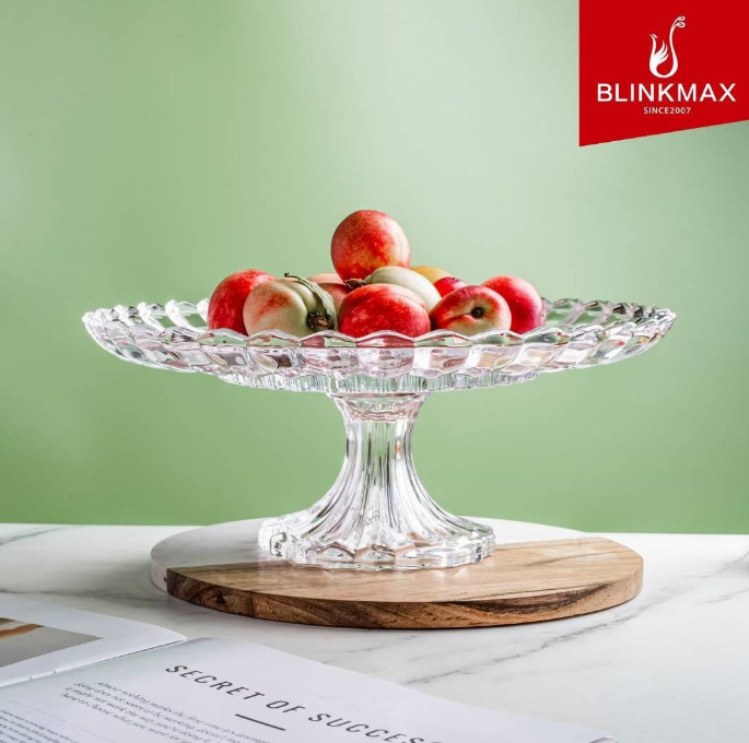 Lizun Creative Crystal Wedding Sugar Jar, decorative jar, glass storage box, pastry jar, glass fruit bowl and fruit plate with lid Application Scenario