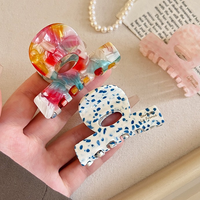 French acetate small grabber women's hair clips, semi-tied hair clips, headwear, high style, ponytail fixed shark clip hair clips Application Scenario