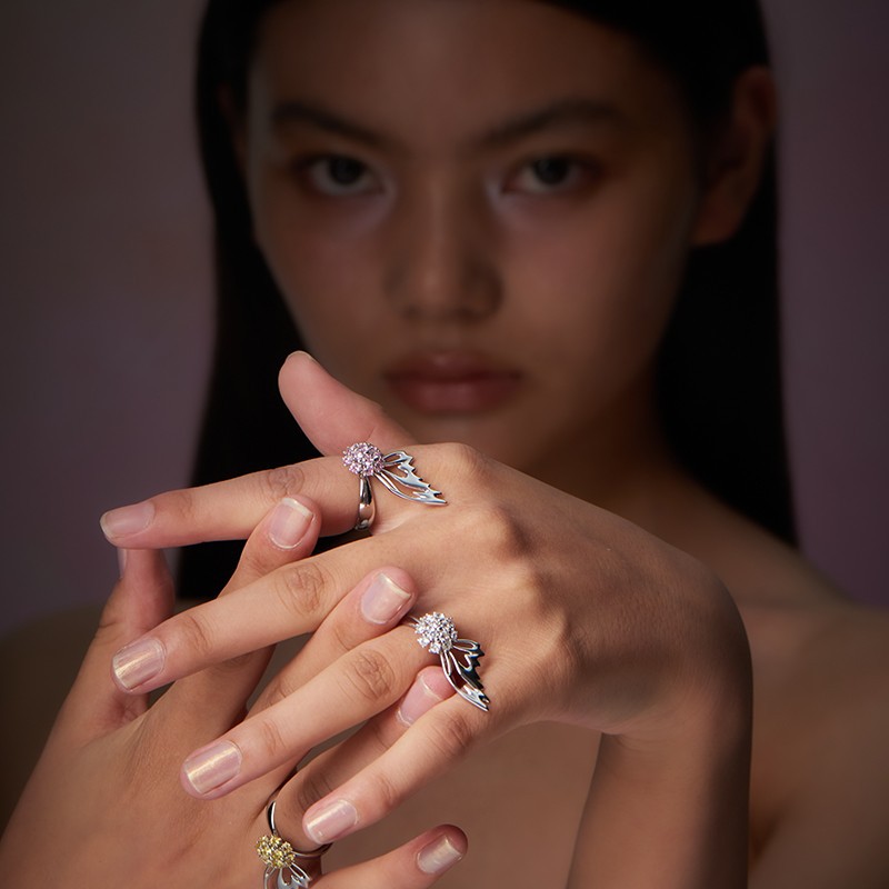Sweet and cool, high-end wing zircon open ring, trendy and cool, exquisite and niche design, simple and individual, light luxury ring Specification drawing