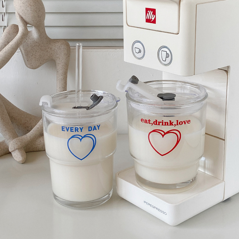 Korean InS-style heart-shaped bamboo joint cups, girlish glass cups, cute water cups, student straw cups, large-capacity cups Application Scenario