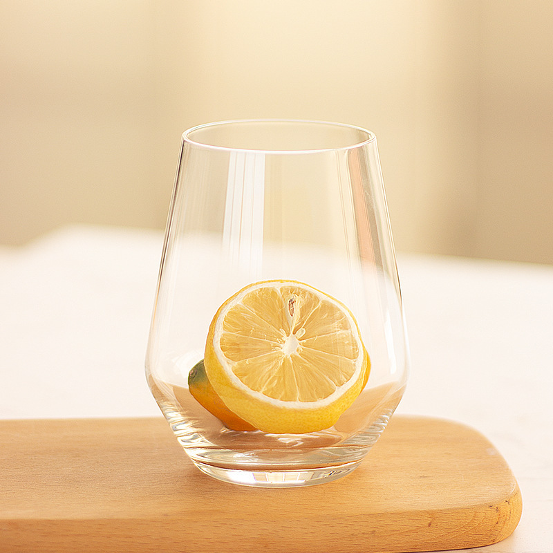 The 400ml tempered glass heat-resistant water cup with a cold cut from La Mercia, France, is simple and suitable for home use full figure