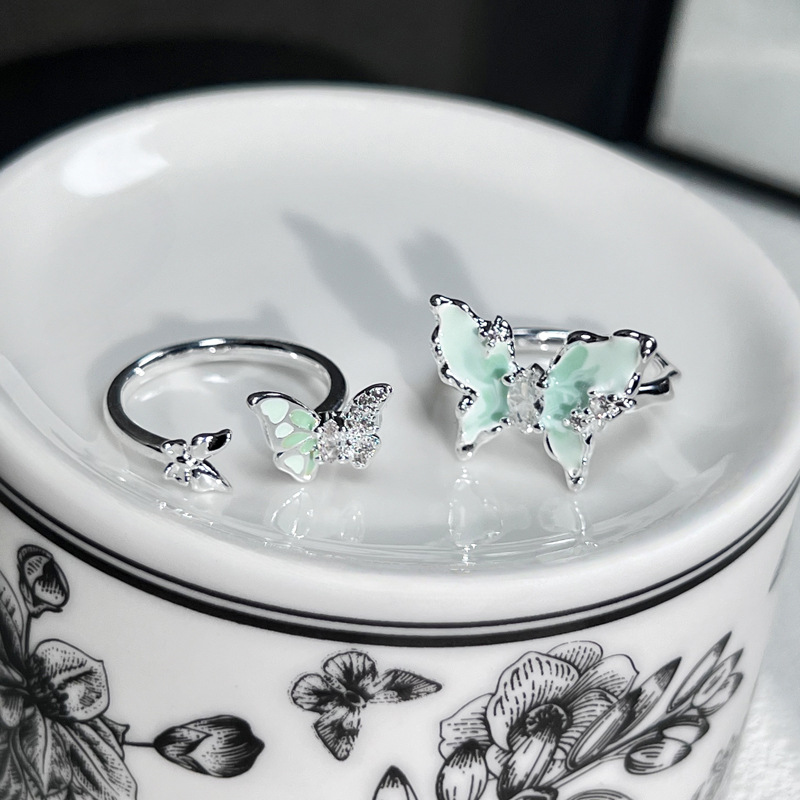 French-style, niche Bohol Manbo butterfly opening ring for women on Instagram, a unique and exquisite individual ring with a cold style full figure