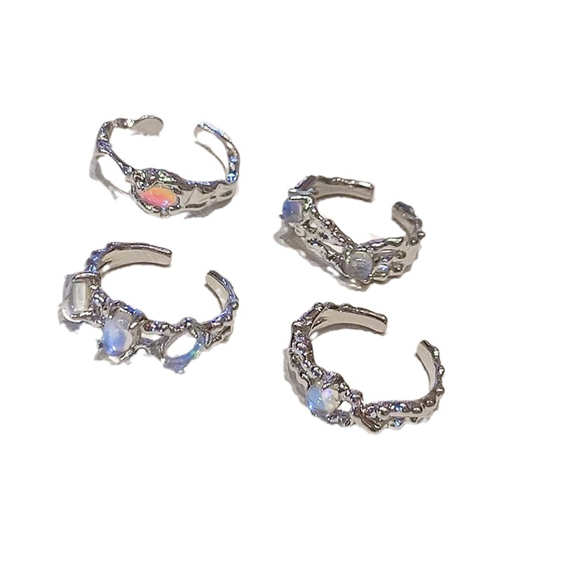 Retro moonstone ring, a niche design for women with a high-end feel, opal plain ring, a fashionable tail ring and a new food ring Item Picture