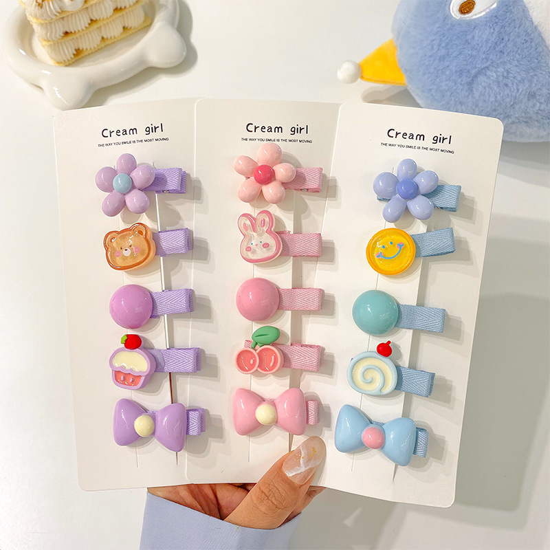Baby girl hair clips, dopamine cute baby clips, infant and toddler small hair clips, children's hair clips, girls' hair clips Application Scenario