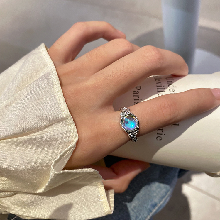 High-end Opal moonstone ring, a light luxury and niche design for women, an open lava zircon index finger ring, a versatile ring Application Scenario