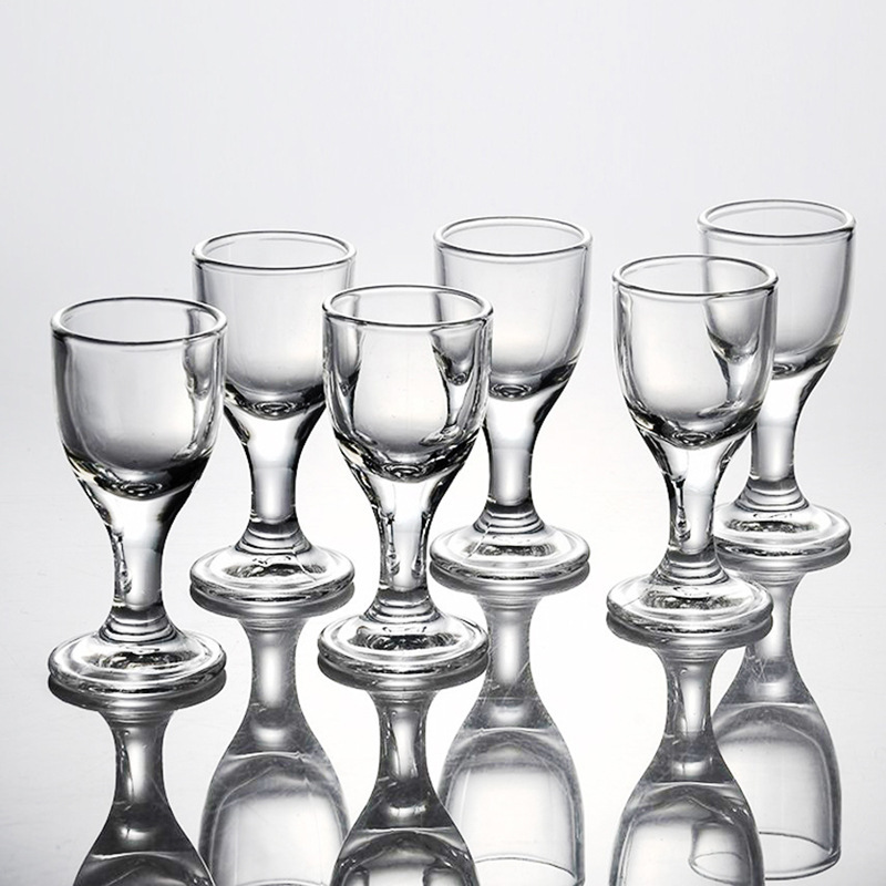 Wholesale of household glass high-footed liquor cups, restaurant commercial Maotai small liquor cups, thick-bottomed bullet cups and wine sets Application Scenario