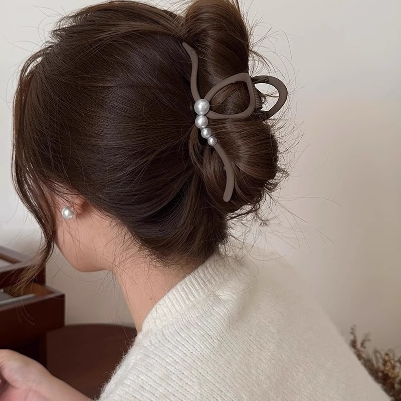 Pearl Claw Clip Women 2025 New style High-end shark clip large clip Headwear Hair clip High-end back head hair accessory full figure