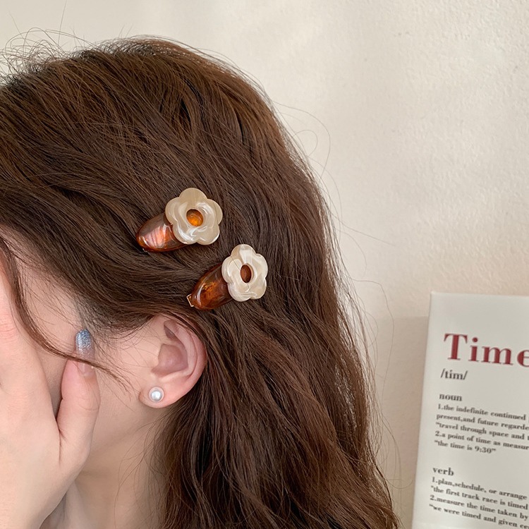Two pink flower-shaped hair clips, Korean cute side clips, female Internet celebrity hair clips, ins style side clips details Picture
