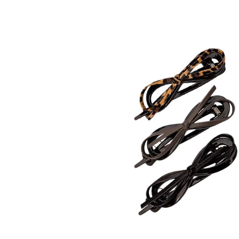 New Korean-style leather bow twist clip for women's back head updo, a high-end one-shoulder clip and retro clip hair accessory Item Picture