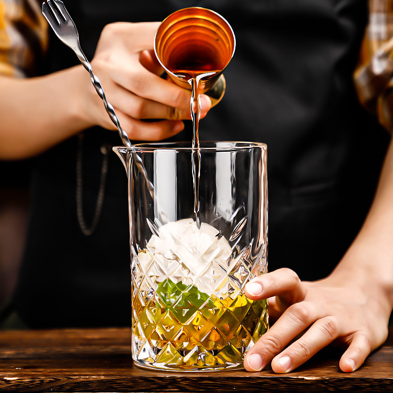 Mixingglass Ice-patterned glass cocktail shaker, engraved grid mixing cup, 700ml cocktail mixing glass Specification drawing