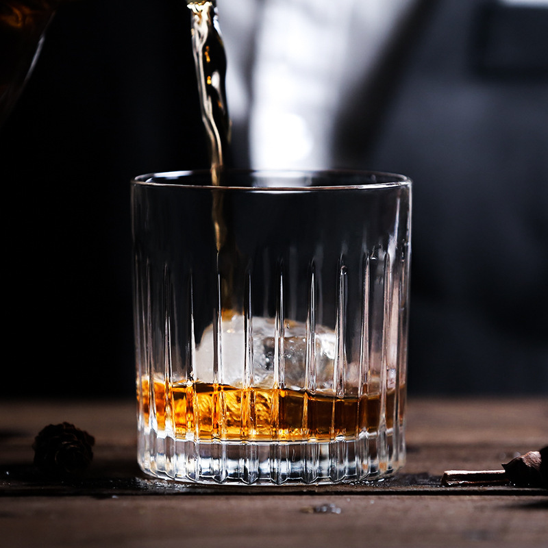 INS European-style crystal glass cups, whisky glasses, foreign wine glasses, spirits cups, tea cups, bar wholesale with logo printing Specification drawing