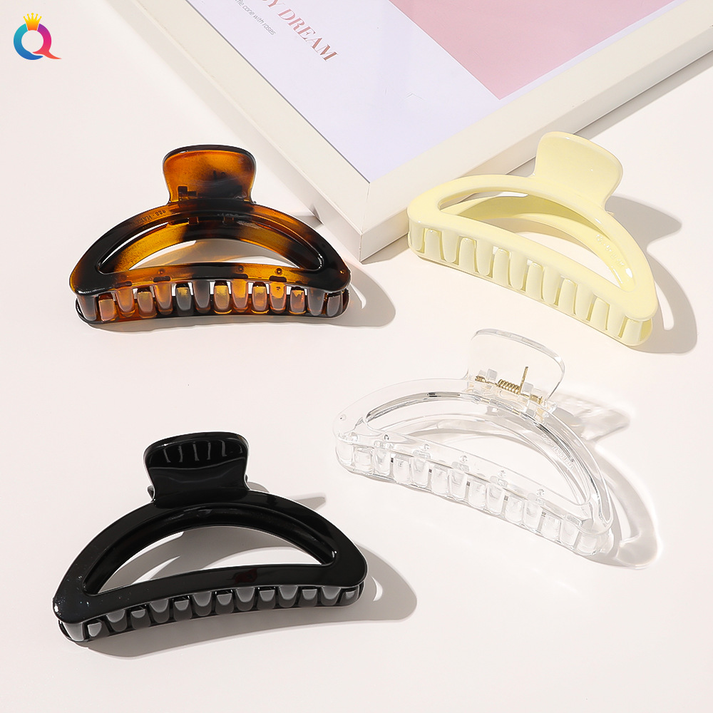 Wholesale of Qiyue Korean version simple headwear, large semi-round hair clips, updo hair grabbers, fashionable shark hair clips, and hair grabbers full figure