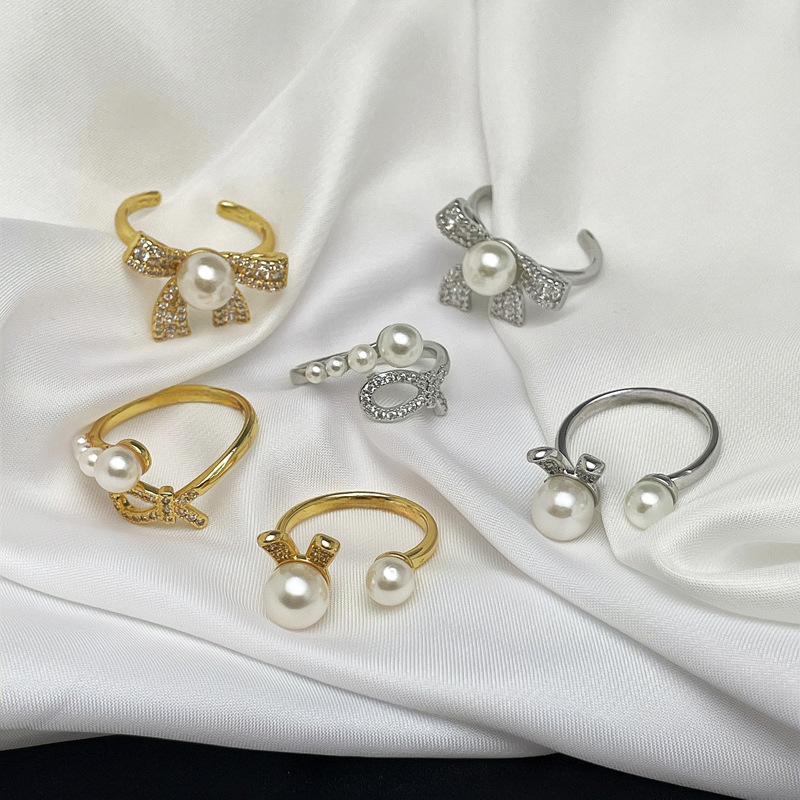 French-style sweet and cool bow pearl opening ring, Korean version rabbit student simple ring, niche design details Picture