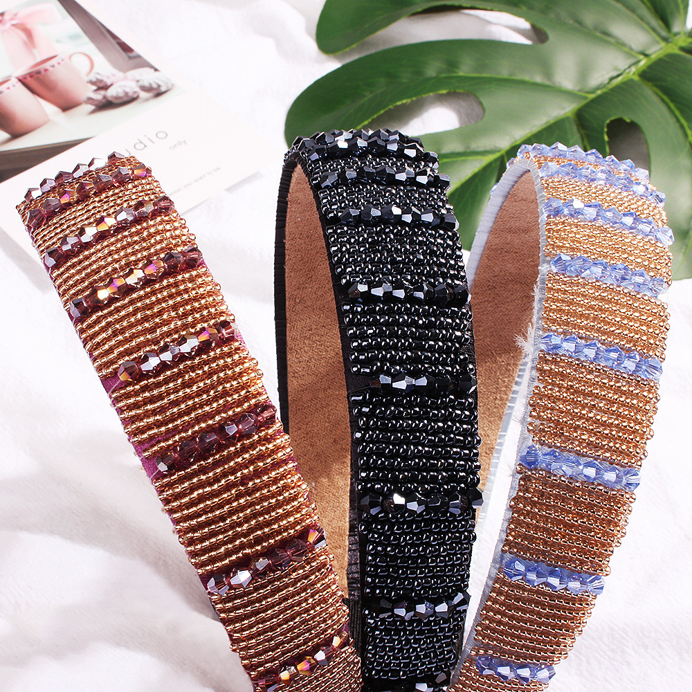 Wholesale of new Korean-style hair accessories, beaded crystal headbands, wide-edge rice bead headbands, and Korean hairpins B102 details Picture