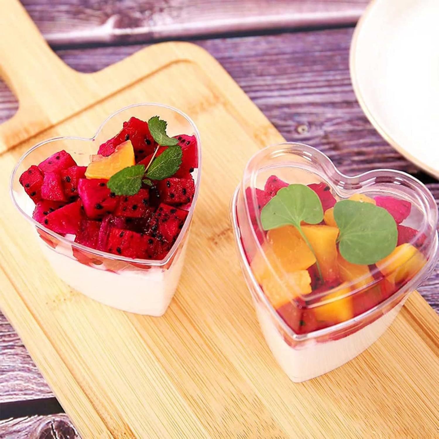 Wholesale 130ML disposable plastic dessert cups, heart-shaped mousse cups with LIDS, mini transparent pudding cups Specification drawing