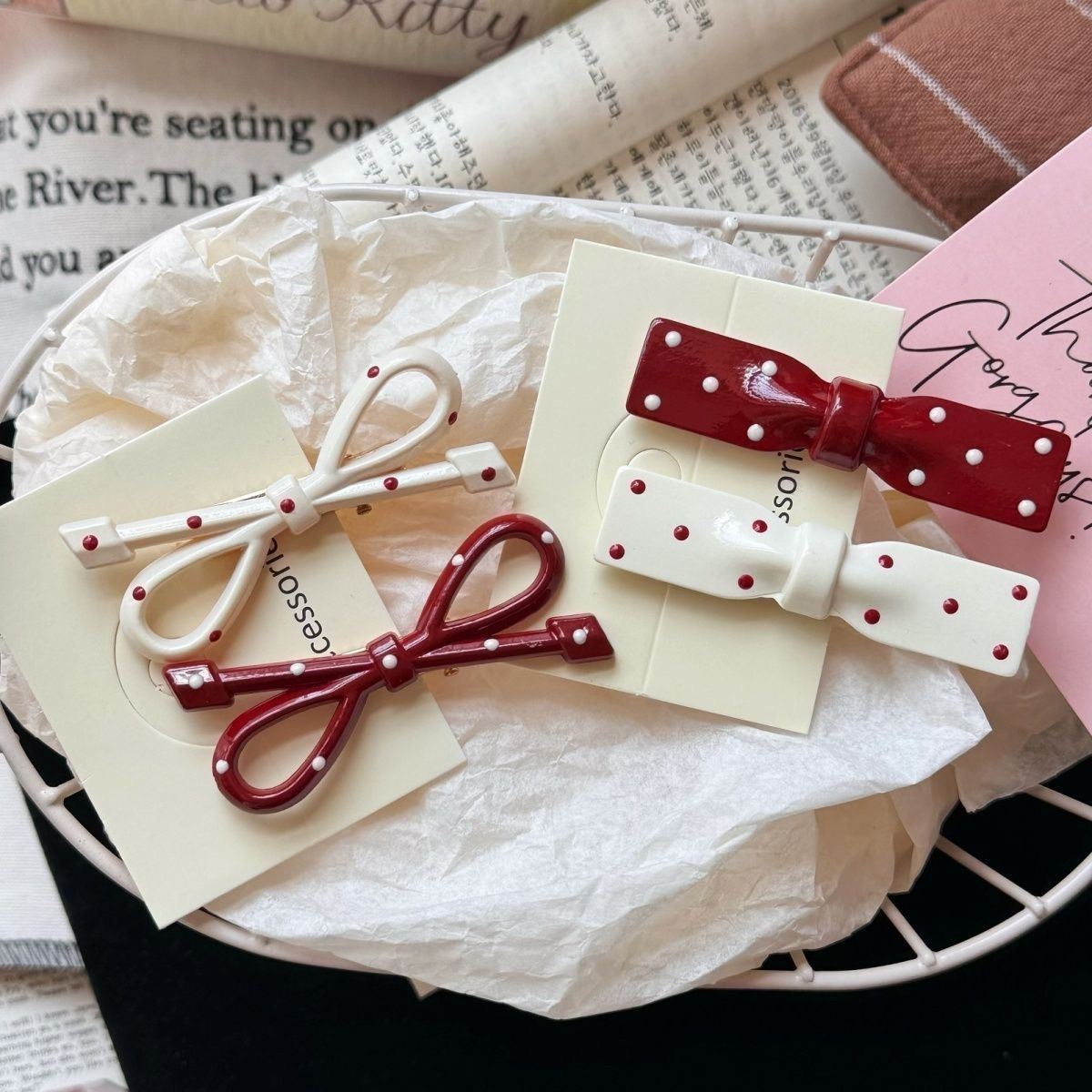 Angora red bow hair clip, feminine and high-end style, side clip hair accessory, headpiece polka dot hair clip clip Application Scenario