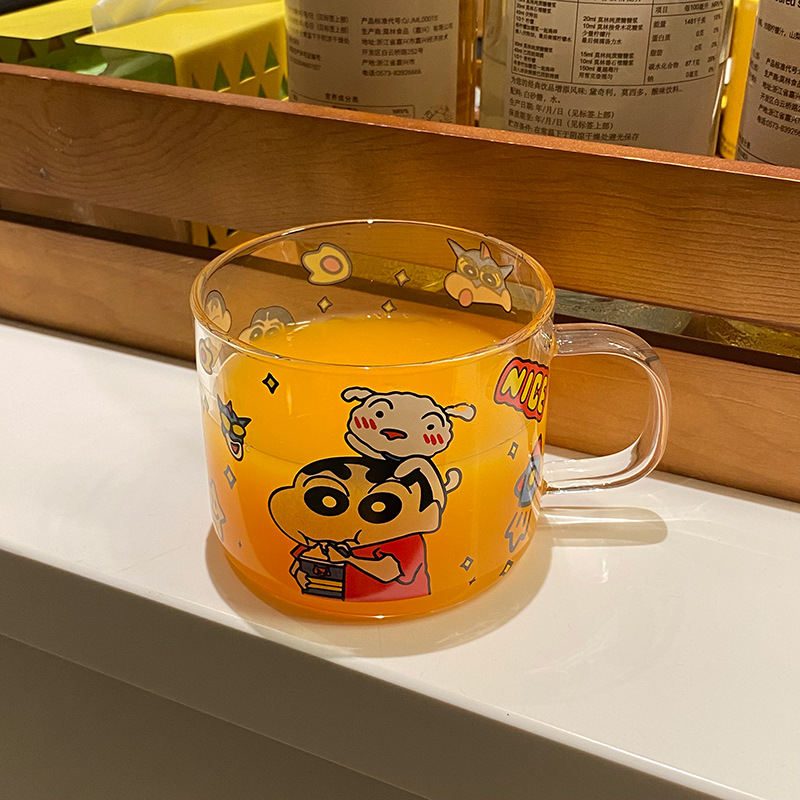 Japanese cartoon printed crayon Shin-chan glass cup, cute heat-resistant milk cup, handle water cup, hello duck Item Picture