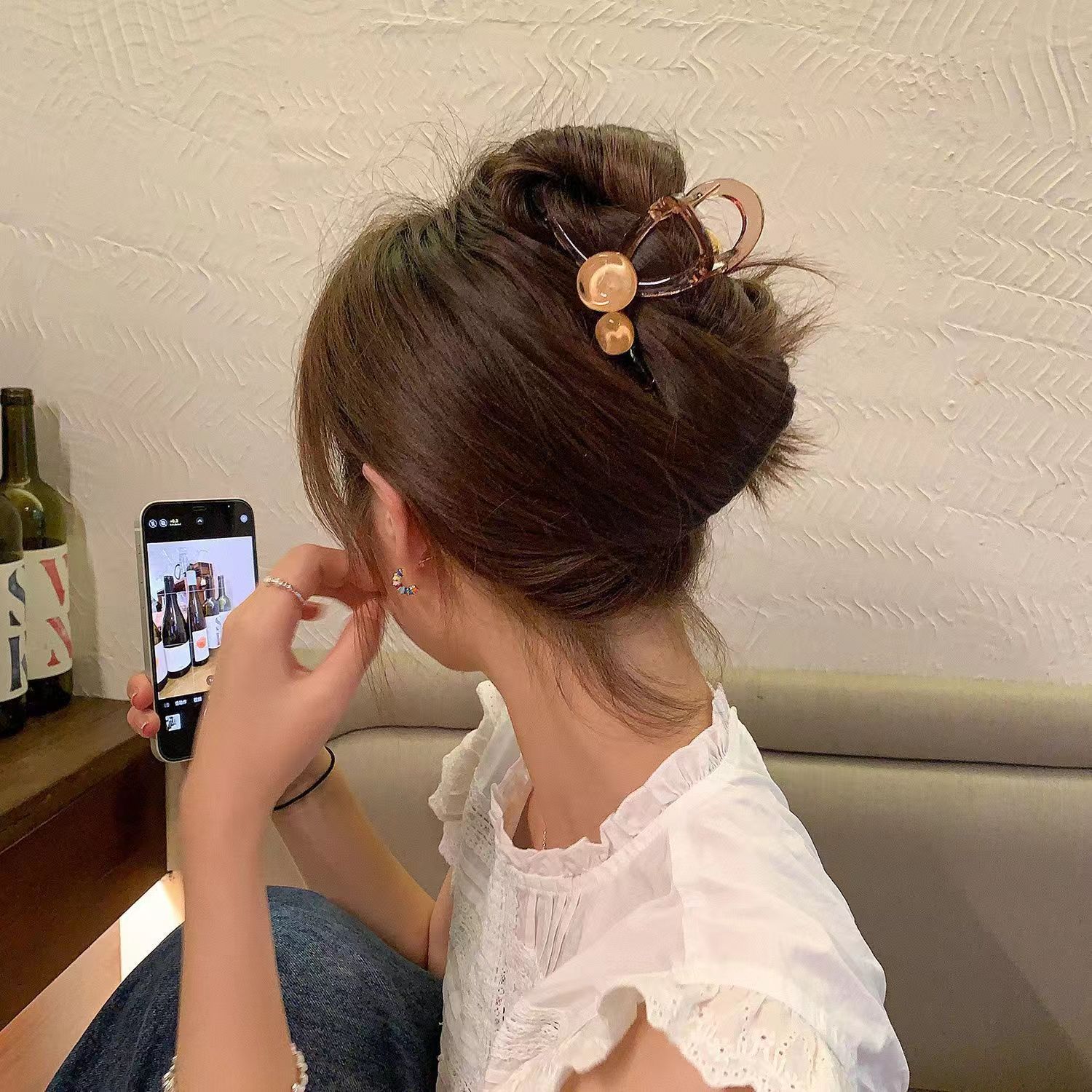 Transparent water drop bead hairpin, elegant hair clip, shark clip on the back of a girl's head, high-end style, updo hairpin headwear details Picture