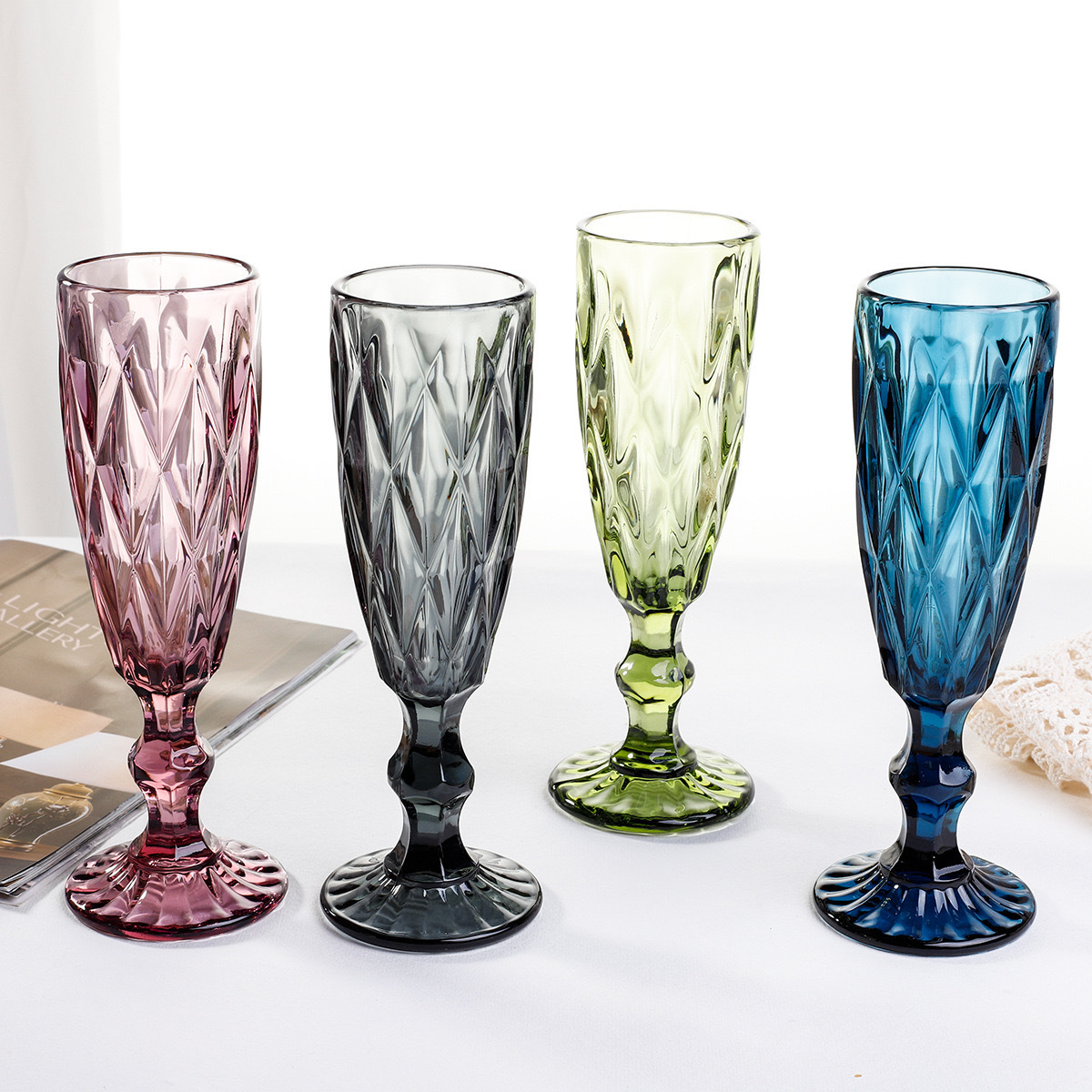 Factory wholesale glass champagne glasses, colored thickened cocktail glasses, embossed European restaurant, hotel and banquet highball glasses full figure