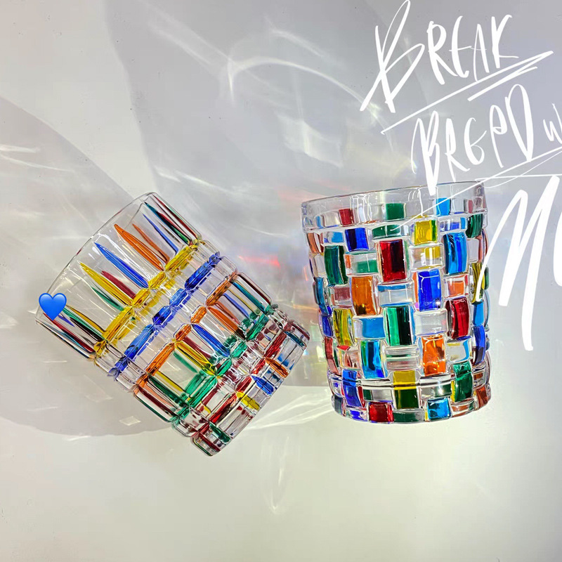 Vintage whisky wine glasses with a unique and high-end feel, hand-painted lines, square high-end glass cups, and Nordic water cups details Picture