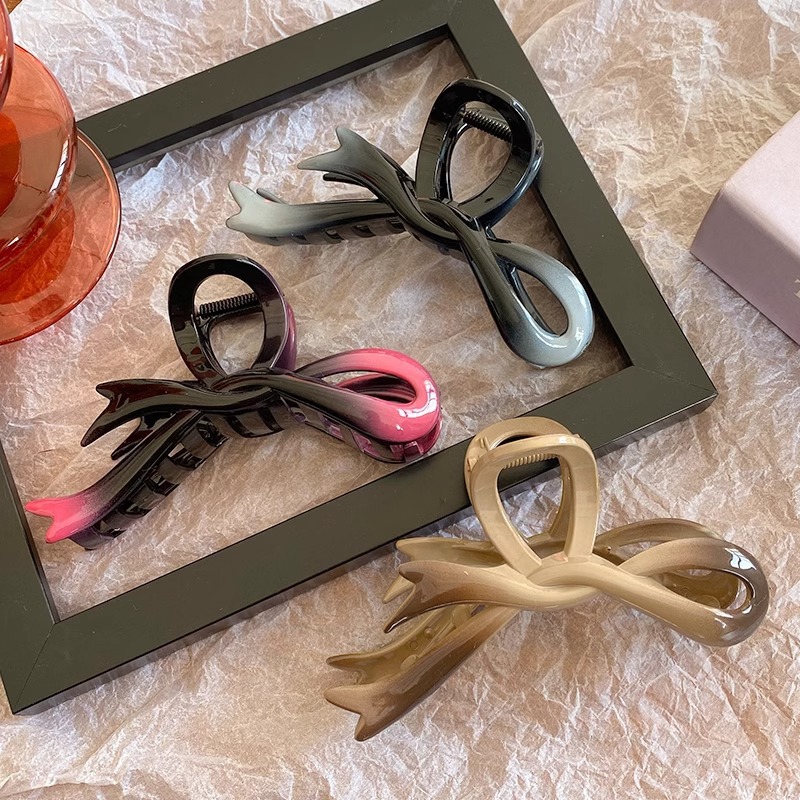 Gradient acrylic bow ribbon hair clips, spring and summer grappling clips, updo hair accessories, high-end and exquisite chanel-style hair clips details Picture