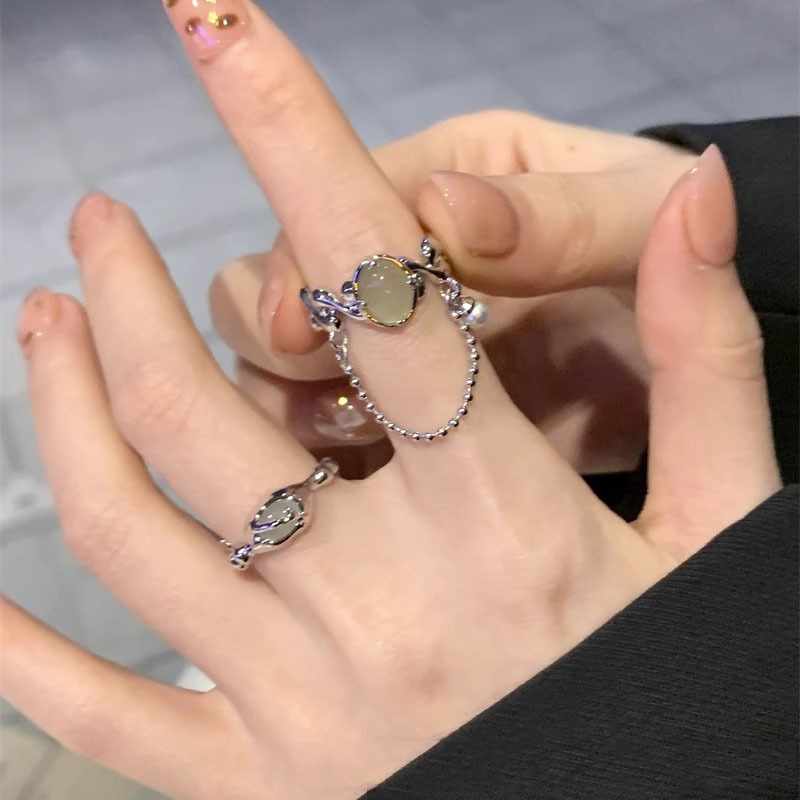 New Chinese-style cascading chain tassel pendant ring for women on Instagram, a niche and cold style high-end ring, trendy and cool full figure