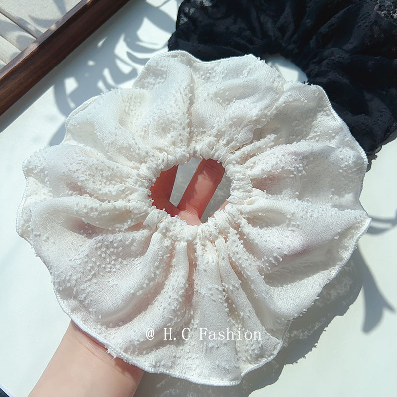 French retro cherry blossom high-end white large intestine hair tie for women, super large, gentle and simple ponytail hair accessory Application Scenario