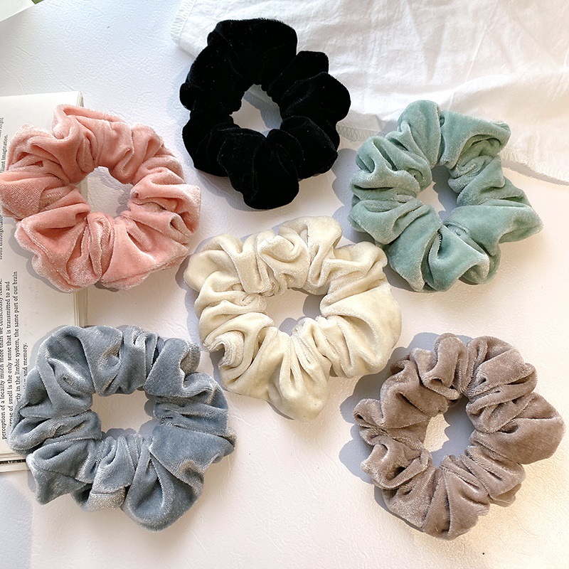 Korean swan velvet large intestine hair band Women 2025 New black hair tie, high-end hair accessory pleated hair band full figure