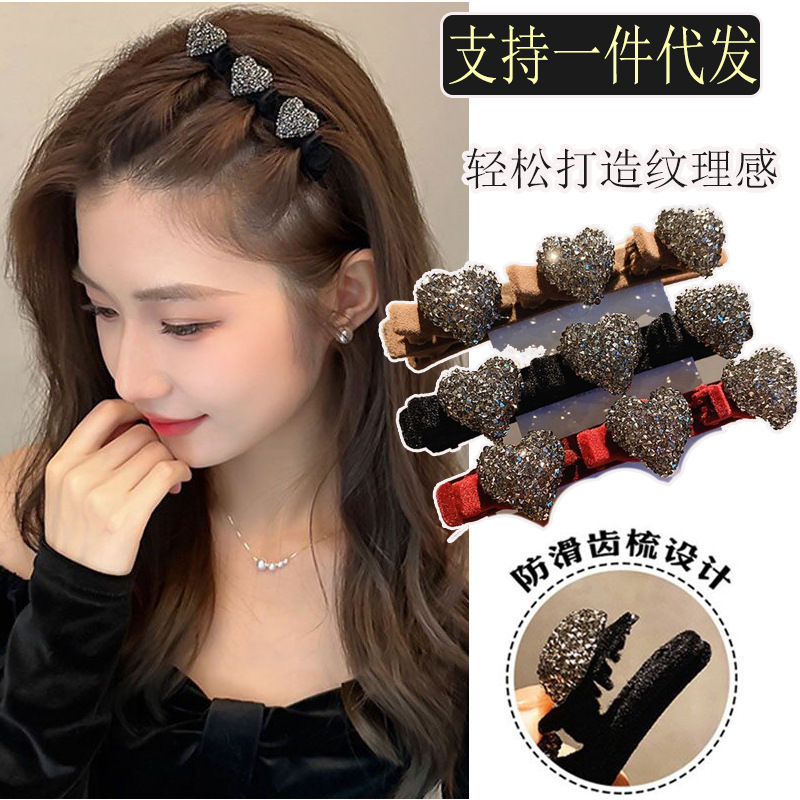 Red flocked hair clips for spring and summer, a niche water diamond side hair accessory, a high-end style, and a small chanel-style braided bangs clip details Picture